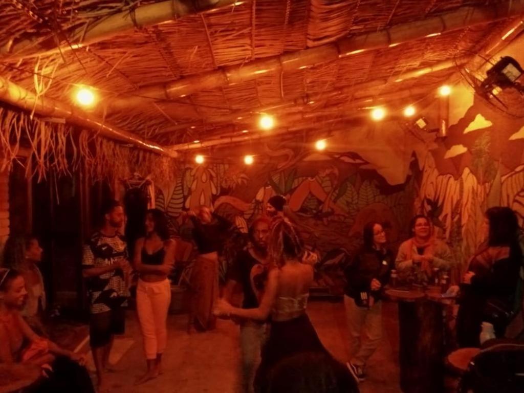 Efferus Hostel Ubatuba Dış mekan fotoğraf